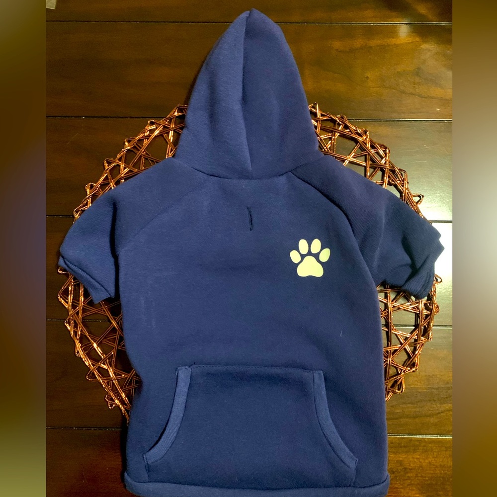 Top Paw small dog sweater. Brand new. NWOT.